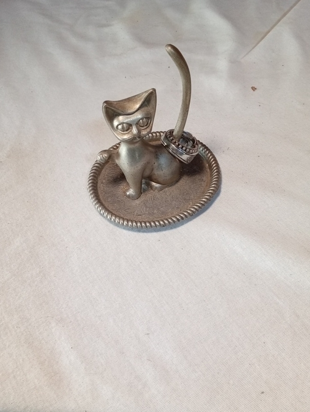 Silver Plated Cat Ring Holder Jewelry Tray - Decorative Cat Jewelry Stand